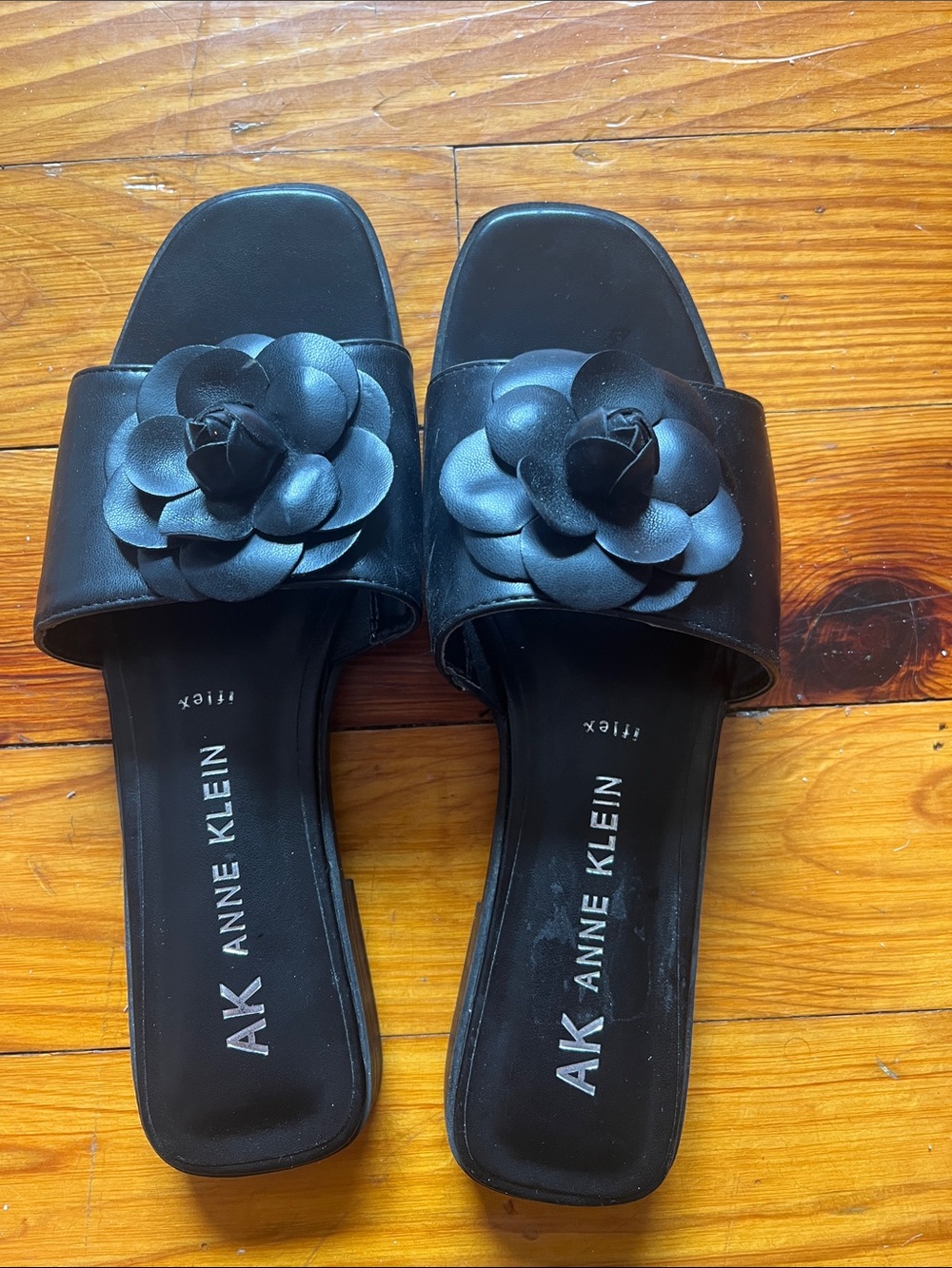 Anne Klein Black Floral Slide Sandals